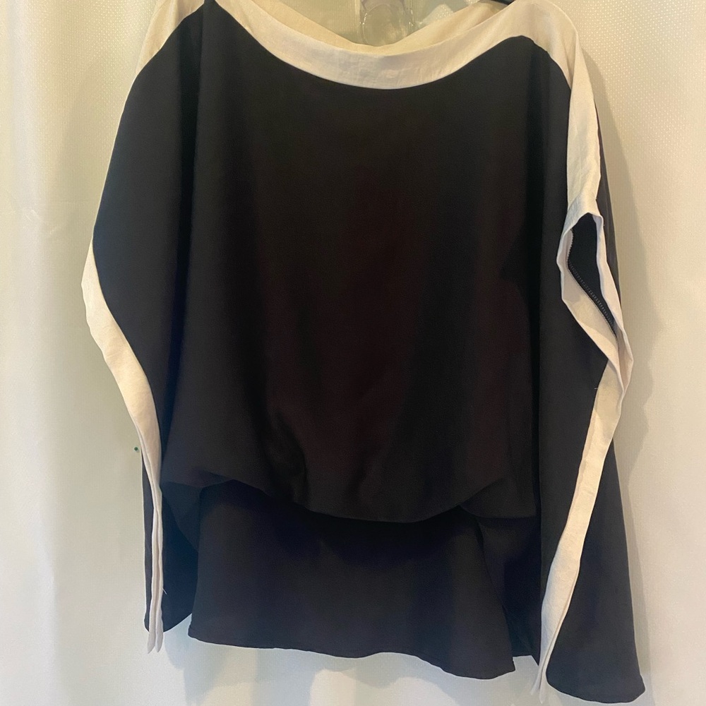 Elegant Black and White Top & pants size M (NWOT)
